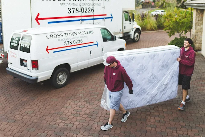 Moving logistics and professional relocation services to simplify your next move! 4 Moving logistics and professional relocation services to simplify your next move! 3